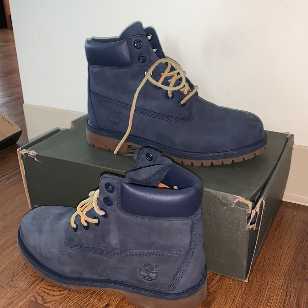Timberlands - image 3